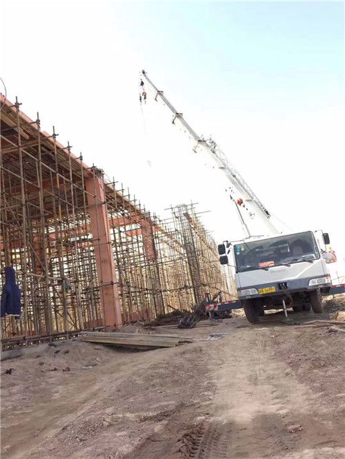 朗县吊车作业的安全注意事项有哪些？