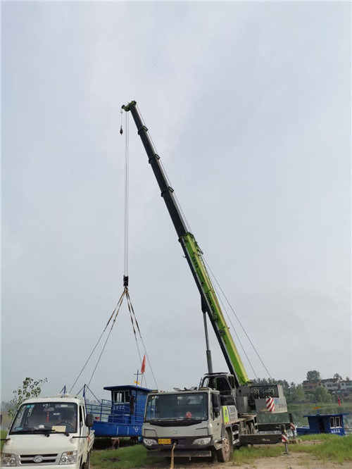 朗县桥梁建设吊装案例